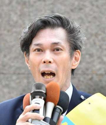 山本貴平氏