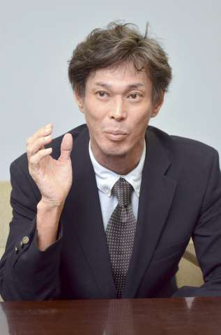 山本貴平氏